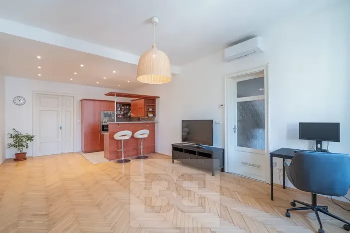 Pronájem bytu 2+kk, Praha - Karlín, Karlínské náměstí, 73 m2