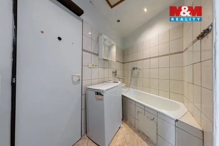 Prodej bytu 1+1, Karlovy Vary, Mattoniho nábřeží, 45 m2