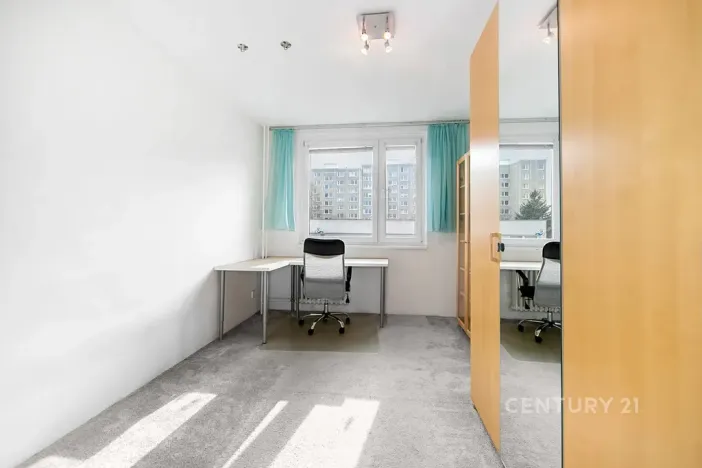 Prodej bytu 3+1, Praha - Hlubočepy, Renoirova, 74 m2