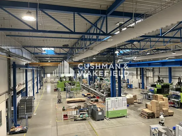 Prodej skladu, Hustopeče, 5500 m2