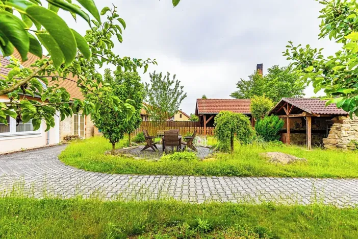 Prodej rodinného domu, Horní Skrýchov, 230 m2