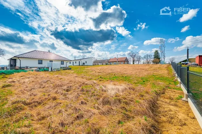 Prodej pozemku pro bydlení, Police, 884 m2