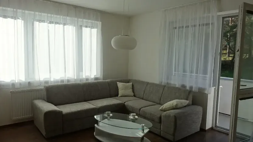 Pronájem bytu 2+kk, Brno, Bochořákova, 78 m2