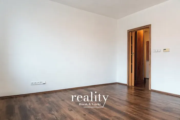 Prodej bytu 2+kk, Hrušovany nad Jevišovkou, Na Vršku, 57 m2