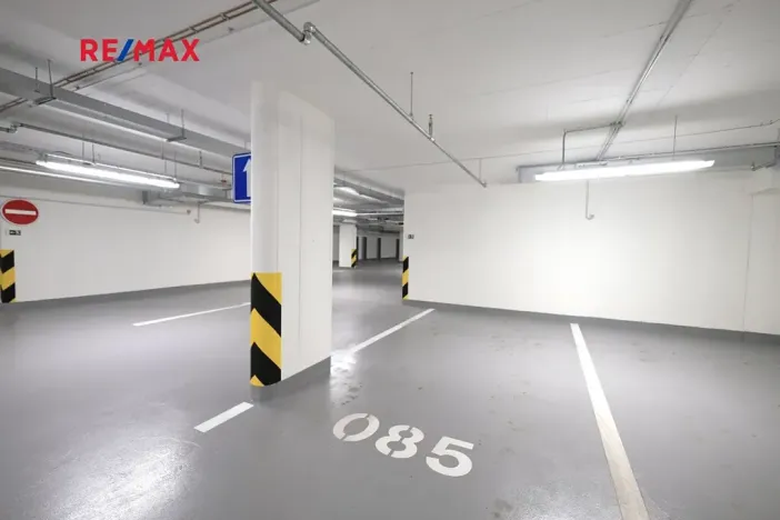 Pronájem bytu 2+kk, Praha - Hloubětín, Poděbradská, 59 m2
