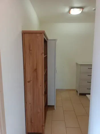 Pronájem bytu 1+kk, Praha - Zličín, Tvrdonická, 46 m2