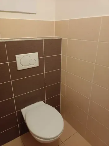 Pronájem bytu 1+kk, Praha - Zličín, Tvrdonická, 46 m2