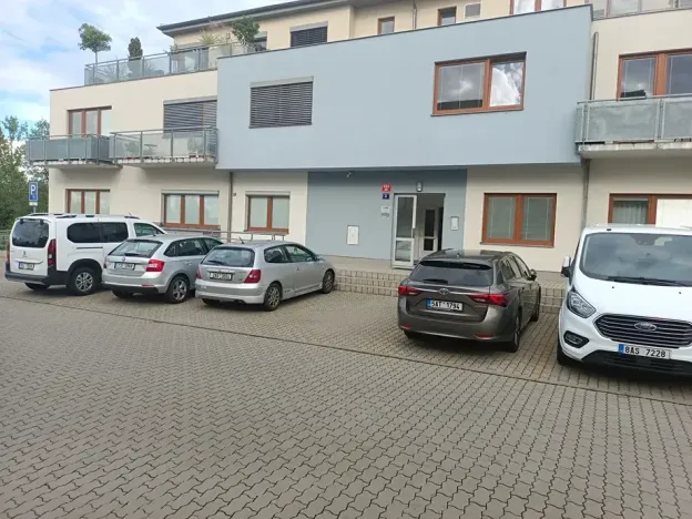 Pronájem bytu 1+kk, Praha - Zličín, Tvrdonická, 46 m2