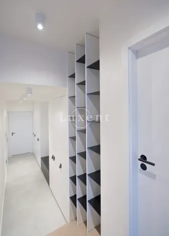 Pronájem bytu 2+kk, Praha - Vinohrady, náměstí Jiřího z Poděbrad, 60 m2