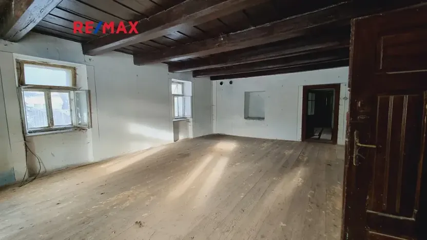 Prodej rodinného domu, Slatina, 215 m2