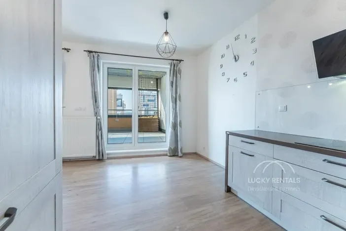 Pronájem bytu 2+kk, Praha - Kamýk, Freiwaldova, 43 m2