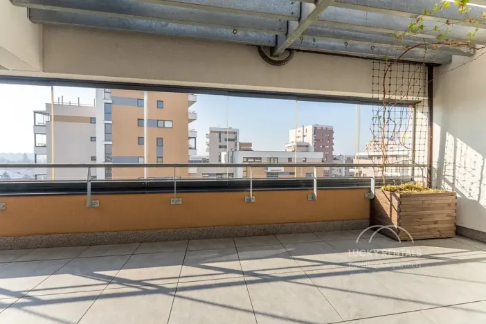 Pronájem bytu 2+kk, Praha - Kamýk, Freiwaldova, 43 m2