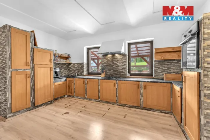 Prodej rodinného domu, Mostek - Souvrať, 344 m2