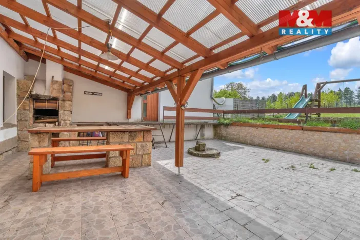 Prodej rodinného domu, Mostek - Souvrať, 344 m2