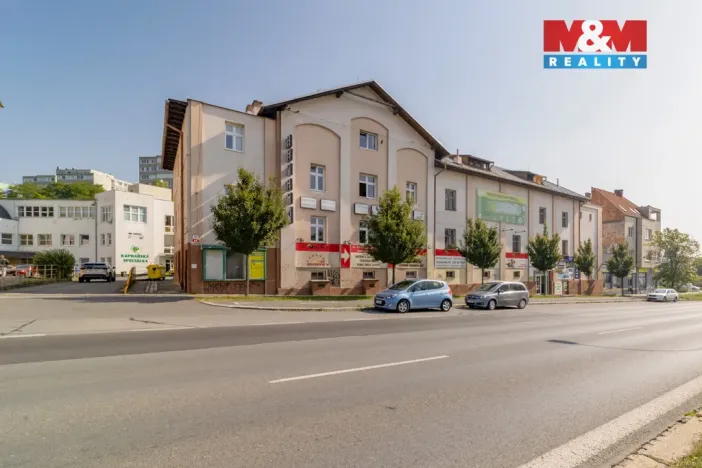 Pronájem skladu, Plzeň - Severní Předměstí, Karlovarská, 427 m2