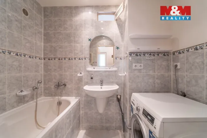 Prodej bytu 3+1, Praha - Strašnice, Pod strání, 68 m2