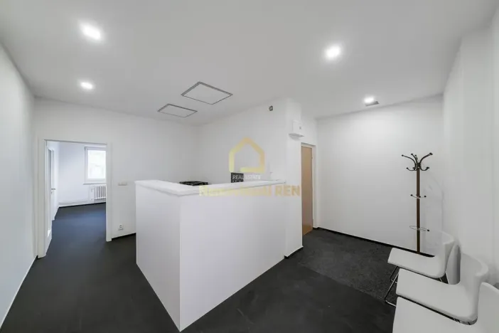 Prodej bytu 3+1, Ostrava, Nádražní, 113 m2