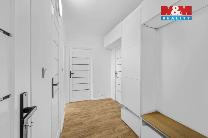 Pronájem bytu 3+1, Hradec Králové - Slezské Předměstí, Severní, 62 m2