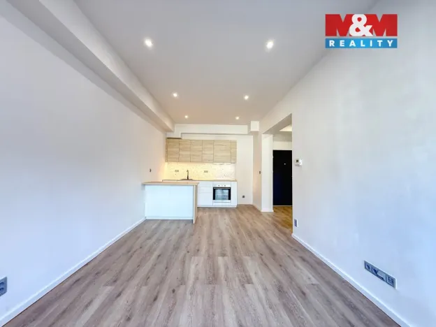 Pronájem bytu 2+kk, Nymburk, Dlouhá třída, 48 m2