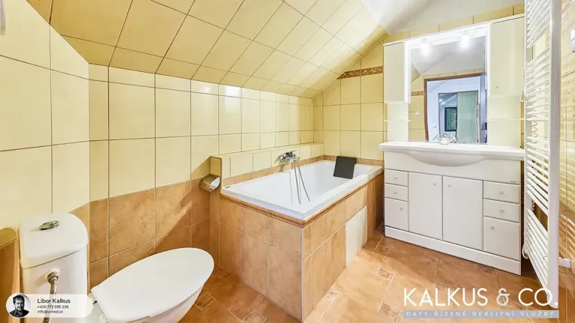 Prodej bytu 4+kk, Svoboda nad Úpou, Nový svět, 122 m2