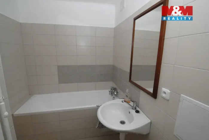 Pronájem bytu 2+1, Hořovice, Palachova, 58 m2