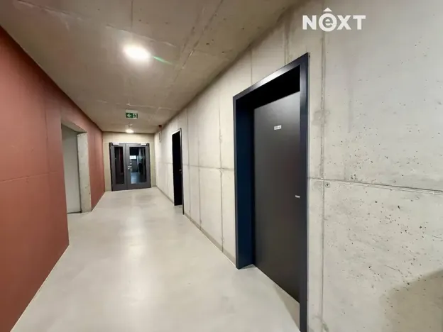 Pronájem bytu 1+kk, Praha - Vysočany, Kolbenova, 38 m2