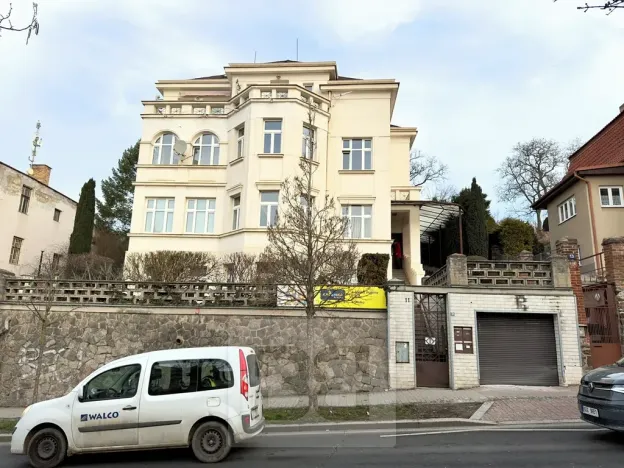 Pronájem bytu 3+1, Praha - Libeň, Na stráži, 110 m2