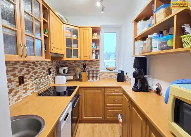 Prodej bytu 3+kk, Stará Huť, Čsl. Armády, 65 m2