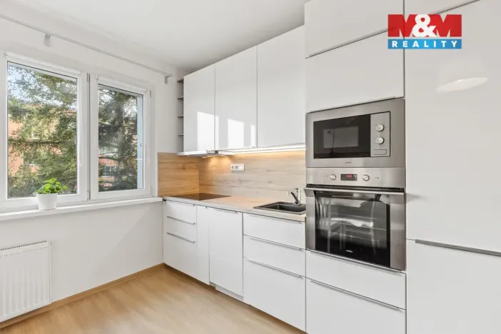 Prodej bytu 3+kk, Chomutov, Cihlářská, 51 m2