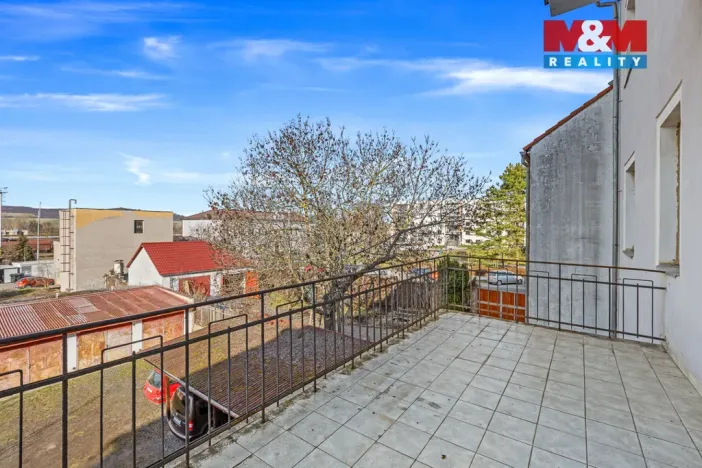 Prodej obchodního prostoru, Louny, Husova, 744 m2