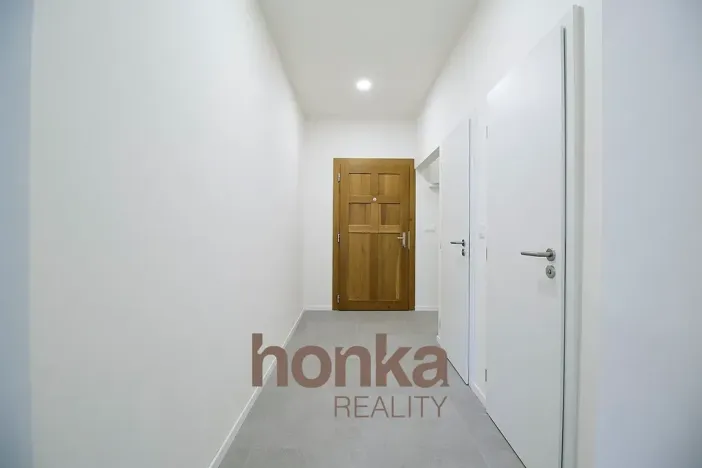 Pronájem bytu 2+kk, Praha - Holešovice, Dělnická, 50 m2