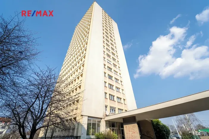 Prodej bytu 1+kk, Praha - Strašnice, Černokostelecká, 26 m2