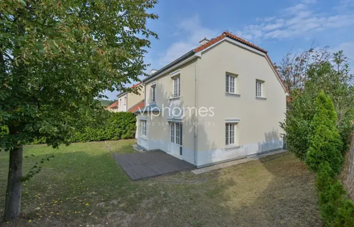 Pronájem rodinného domu, Praha - Nebušice, V oblouku, 212 m2