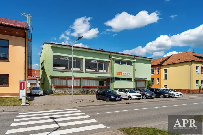 Pronájem obchodního prostoru, Šumice, 270 m2