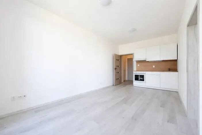 Pronájem bytu 2+kk, Milovice, Slepá, 31 m2