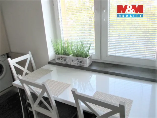 Pronájem bytu 2+1, Olomouc - Nové Sady, Velkomoravská, 56 m2