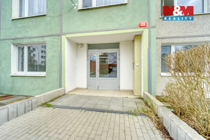 Prodej bytu 2+1, Plzeň - Severní Předměstí, Bzenecká, 57 m2