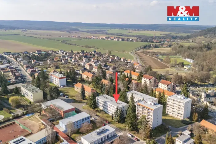 Prodej bytu 2+kk, Žebrák, Sídliště, 39 m2