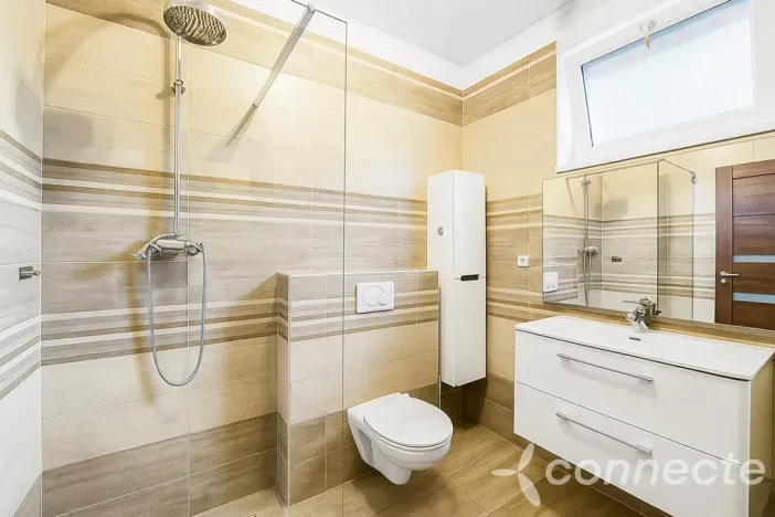 Prodej rodinného domu, Praha - Uhříněves, Vachkova, 240 m2