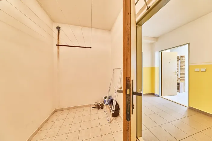 Prodej bytu 2+kk, Úpice, Národní, 46 m2