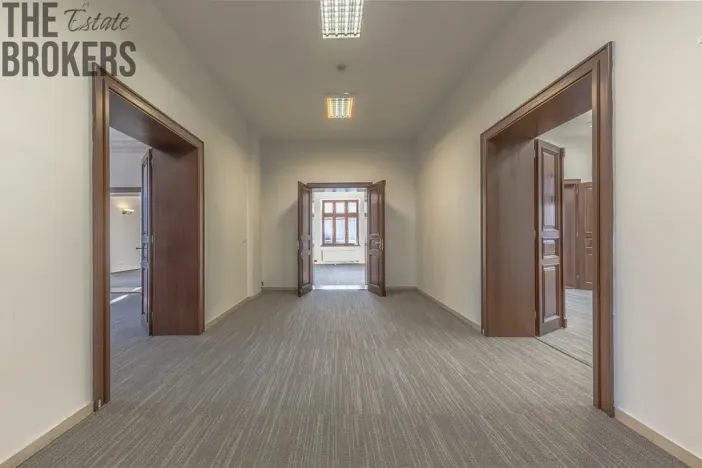 Pronájem kanceláře, Liberec - Liberec I-Staré Město, Vítězná, 230 m2