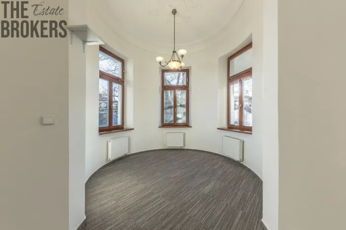 Pronájem kanceláře, Liberec - Liberec I-Staré Město, Vítězná, 230 m2