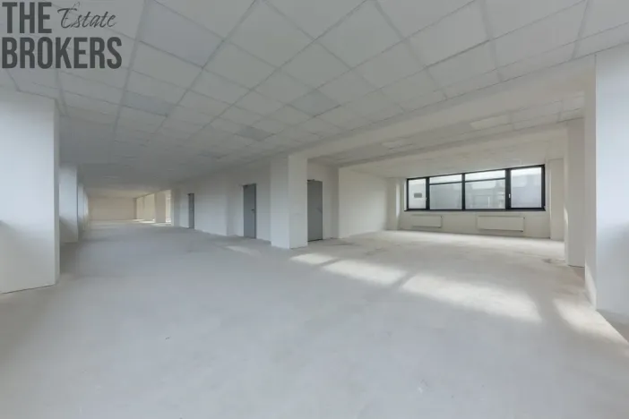 Pronájem kanceláře, Praha - Strašnice, Průběžná, 375 m2