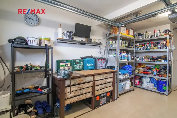 Prodej rodinného domu, Milovice, 249 m2