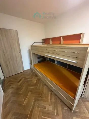 Pronájem bytu 3+1, Pardubice, Na Drážce, 70 m2