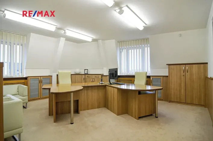 Prodej kanceláře, Břeclav, Slovácká, 192 m2