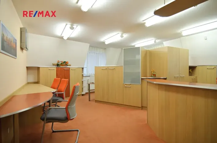 Prodej kanceláře, Břeclav, Slovácká, 192 m2