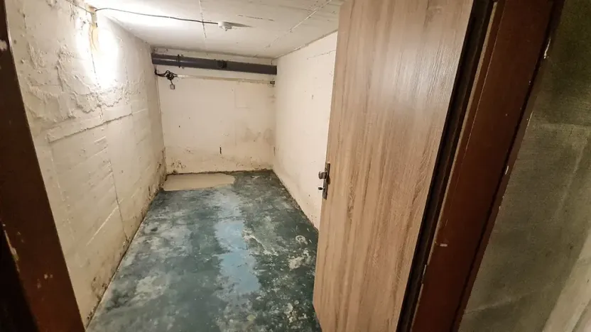 Pronájem skladu, Brno, Klatovská, 23 m2