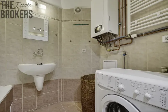 Prodej bytu 2+1, Praha - Žižkov, Ambrožova, 72 m2