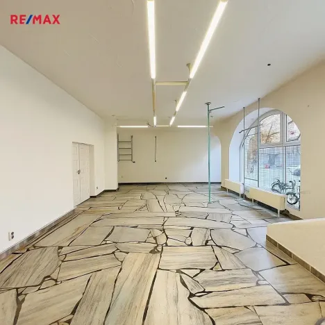 Pronájem obchodního prostoru, Břeclav, Libušina, 55 m2